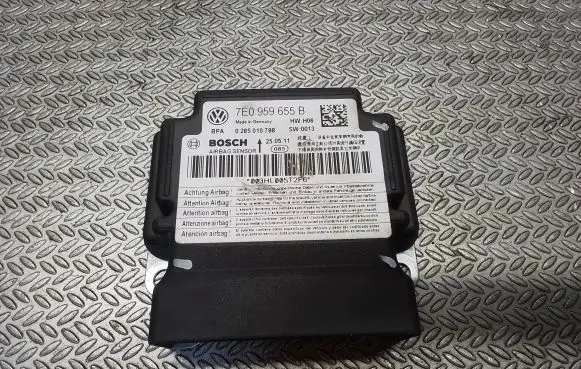 Volkswagen Caddy Airbag control unit/module 7E0959655B