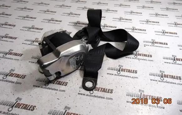 Toyota Aygo AB10 Front seatbelt 7P1170P
