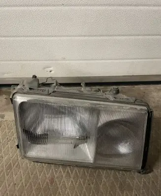 Mercedes-Benz E W124 Headlight/headlamp 1305621037 12985200 1305544028