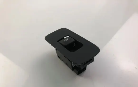 Volvo S40, V40 Electric window control switch 31394840