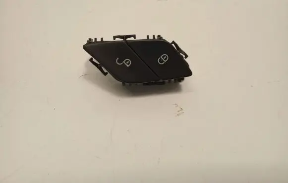 Mercedes-Benz GLC C253 Central locking switch button A2059065251 12589339 17T553