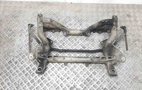Mercedes-Benz E W212 Front subframe A0039981650