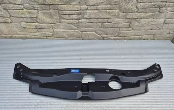 Honda Civic Engine bonnet/hood lock trim molding 71125