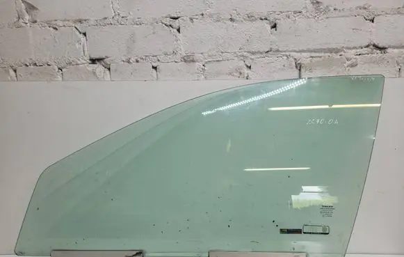 Volvo XC70 Front door window glass four-door 43R001106 E000186 DOT57M53AS2