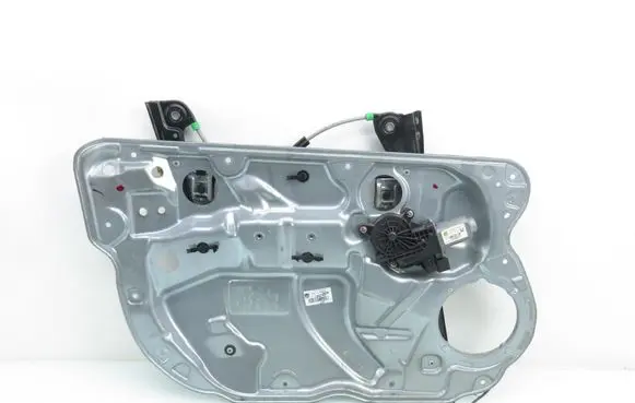 Volkswagen Polo IV 9N3 Front door window regulator with motor 6Q4837755 6Q2959802F