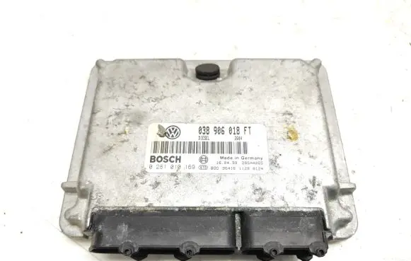 Volkswagen PASSAT B5 Engine control unit/module 038906018FT 0281010169