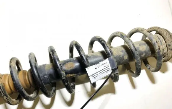 Volkswagen Golf III Rear coil spring