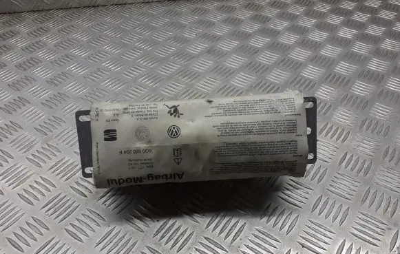 Seat Ibiza III (6L) Passenger airbag 6Q0880204E