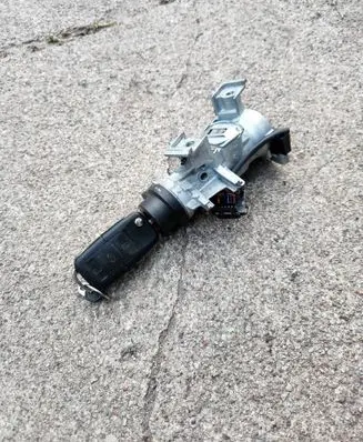 Volkswagen Cross Touran I Ignition lock 0658CD21008 1K0905851B