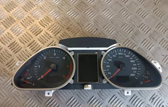 Audi A6 S6 C6 4F Speedometer (instrument cluster) 4F0920931B 4F0910930A 503000731602
