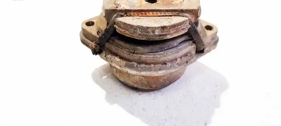 Audi A6 S6 C5 4B Engine mount bracket 