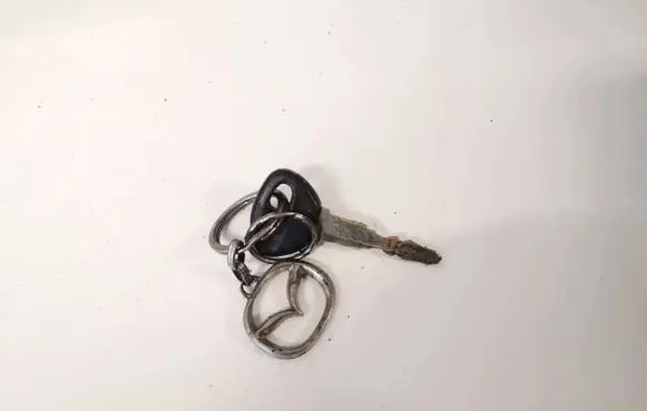 Mazda 626 Ignition key/card 
