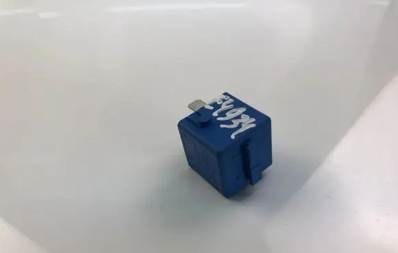 BMW X5 E53 Other relay 6915327