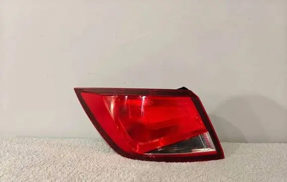 Seat Leon (5F) Rear/tail lights 