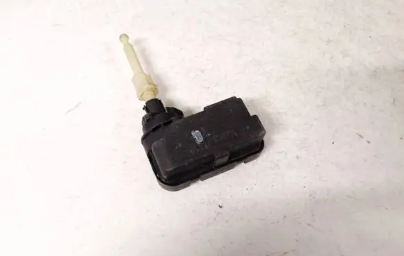Headlight level adjustment motor