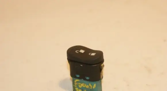 Ford Focus Central locking switch button 7S4Z14028 98AG14B076AC