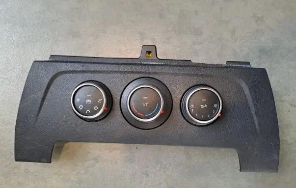 Renault Master III Climate control unit 275106521R 682605388R 682606899R