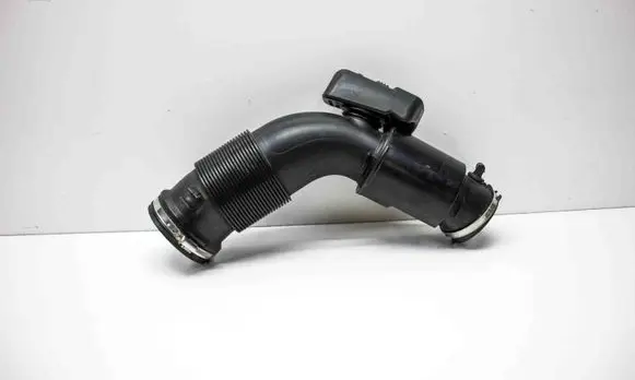 Audi Q7 4L Air intake duct part 06E129029R