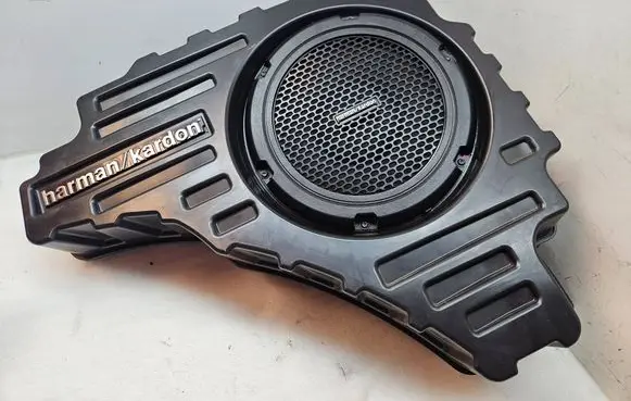 Jeep Grand Cherokee Subwoofer speaker 8950001901D 05035130AC