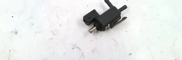 Volvo XC70 Turbo solenoid valve 8627299 03T141 72224006