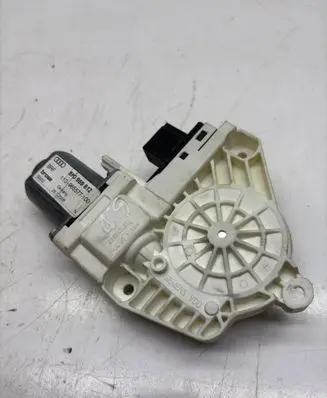 Audi A4 S4 B8 8K Rear door window regulator motor 8K0959812 2802008 1101965577100