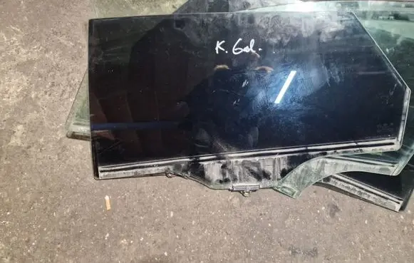Hyundai i40 Rear door window glass