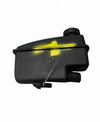 Volvo XC70 Power steering fluid tank/reservoir 30645621