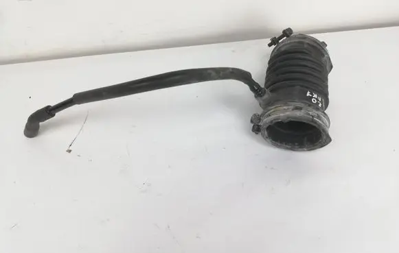 Air intake hose/pipe