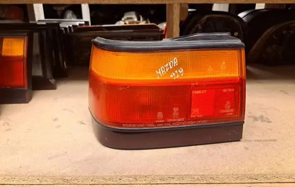 Mazda 929 Rear/tail lights 0437819 0437819L