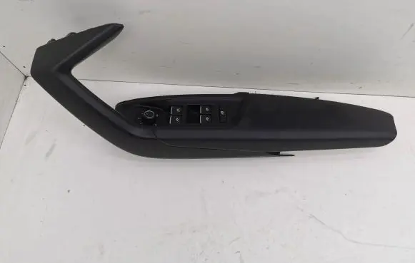 Audi A1 Front door interior handle trim 82C867256 5G0959857C