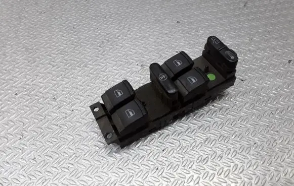 Skoda Octavia Mk1 (1U) Electric window control switch 1J4959857A