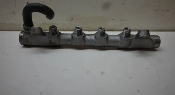 Audi A4 S4 B8 8K Fuel main line pipe 03L130089Q
