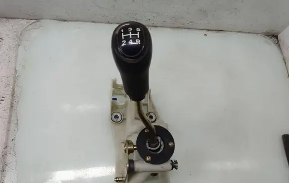 Gear shifter/selector