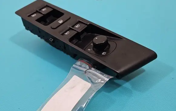 Electric window control switch