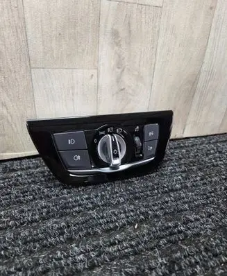 Light switch