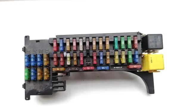 Chrysler Crossfire Fuse module 0025422119