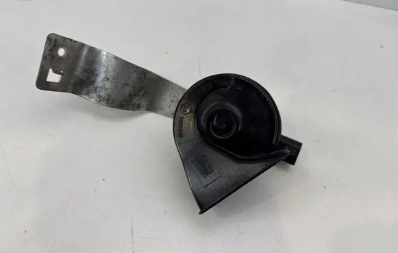 Mercedes-Benz CLA C117 X117 W117 Horn signal A0005406103