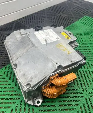 BMW X1 U11 Voltage converter inverter 5A5CA28
