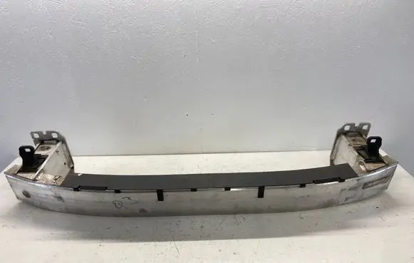 Audi Q3 8U Front bumper cross member