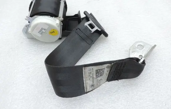 Volkswagen Tiguan Rear seatbelt buckle 5N0857805
