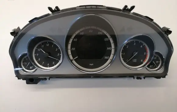 Mercedes-Benz E W212 Speedometer (instrument cluster) A2129005104