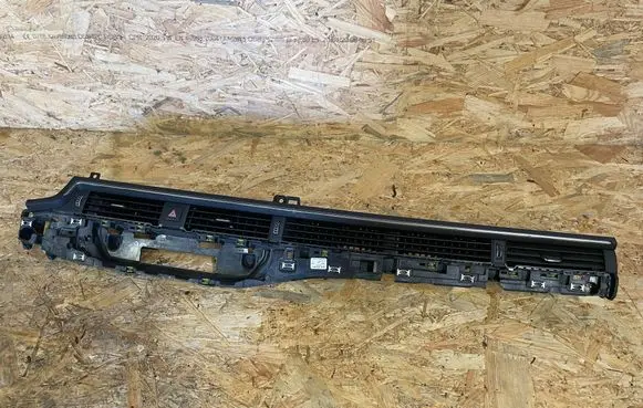 Audi A4 S4 B9 Dash center air vent grill 8W1820902C