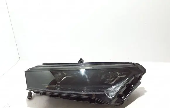 Skoda Enyaq iV Headlight/headlamp 5LB941015G