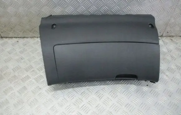 Skoda Octavia Mk2 (1Z) Glove box