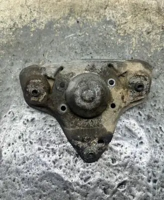 Audi A6 S6 C5 4B Coil spring mount 