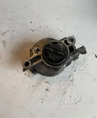 Ford Focus Vacuum pump 9140300010
