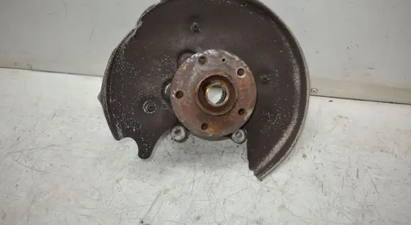 Audi A7 S7 4G Rear wheel hub 8R0505436C