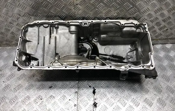 BMW 3 E92 E93 Oil sump 11137800323 7800323 14698710