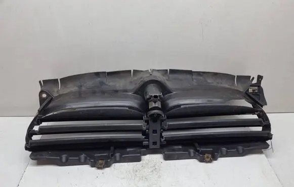 BMW 5 E60 E61 Intercooler air guide/duct channel 7050537 51717050537