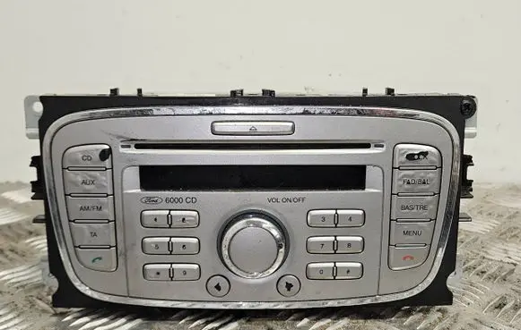 Ford Focus Radio/CD/DVD/GPS head unit 8M5T18C815AB 10R023539 E11023539